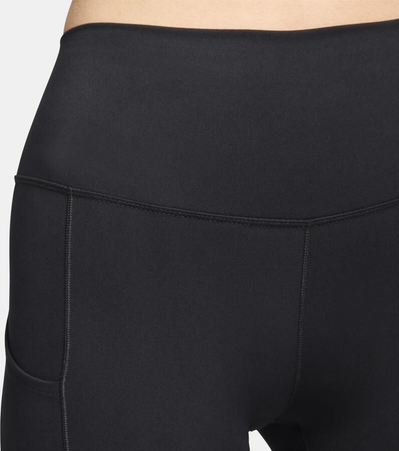 Nike One bikershorts met hoge taille en zakken voor dames (20 cm) Zwart