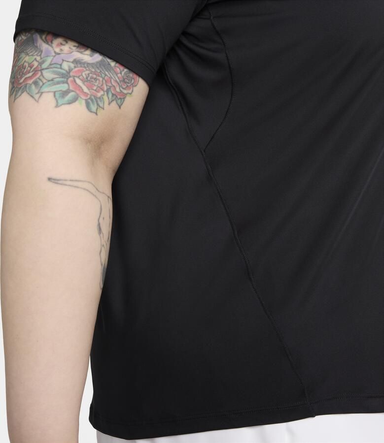 Nike One Classic Dri-FIT damestop met korte mouwen (Plus Size) Zwart - Foto 2