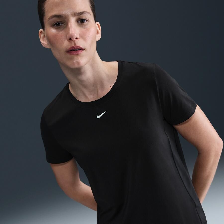 Nike One Classic Dri-FIT damestop met korte mouwen Zwart - Foto 4