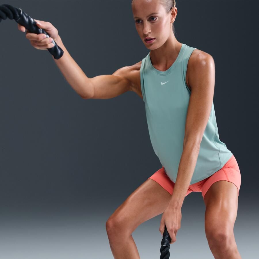 Nike One Classic Dri-FIT tanktop voor dames Groen - Foto 2