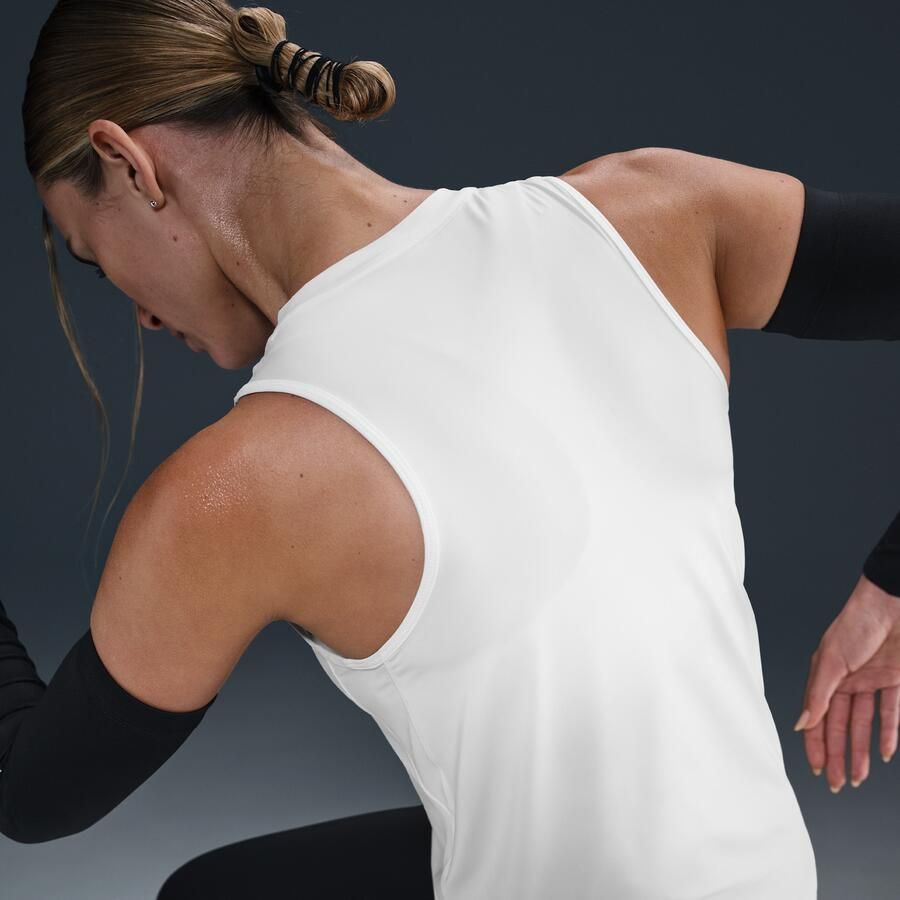 Nike One Classic Dri-FIT tanktop voor dames Wit
