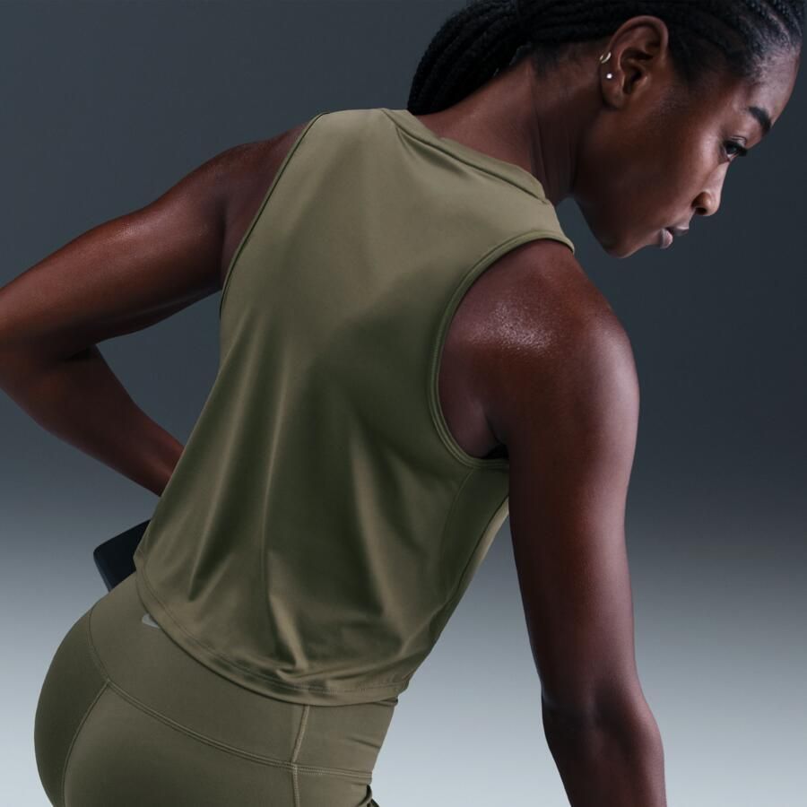 Nike One Classic korte tanktop met Dri-FIT voor dames Groen