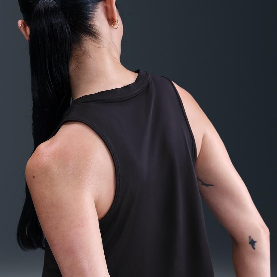 Nike One Classic korte tanktop met Dri-FIT voor dames Zwart