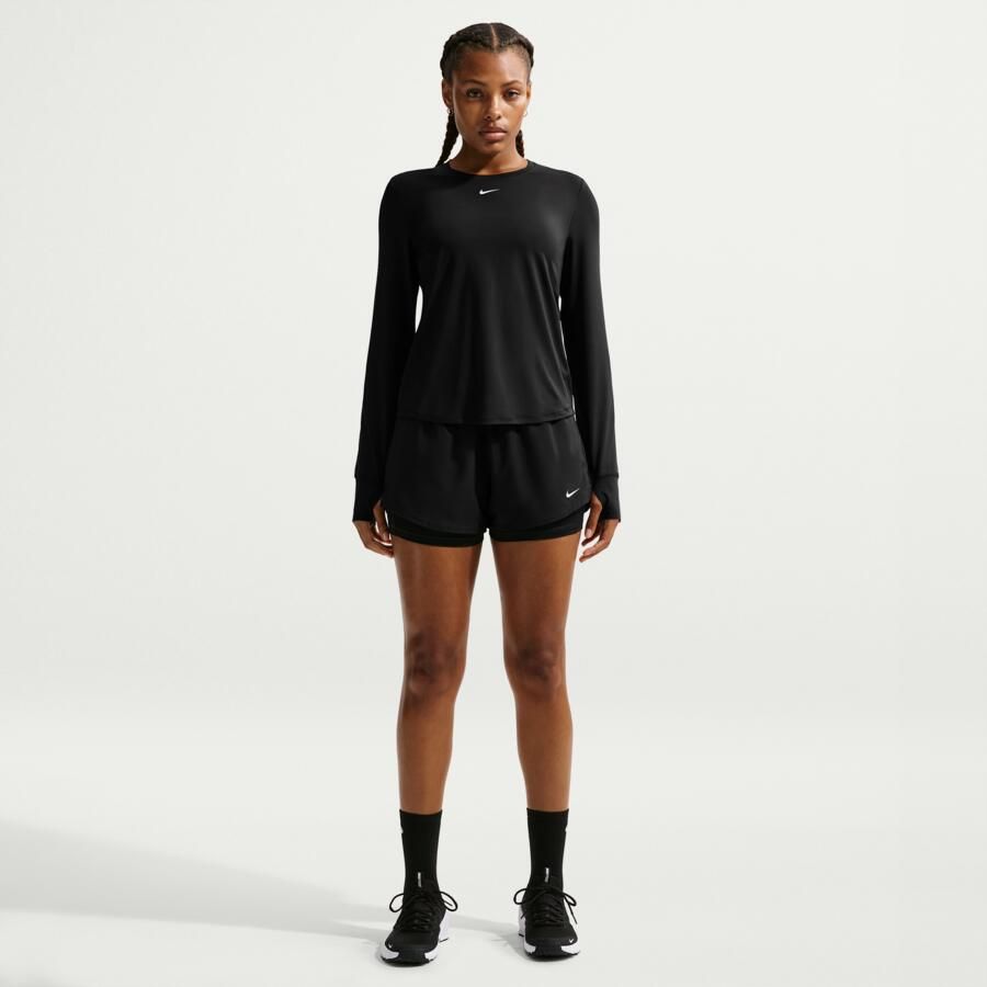 Nike One Dri-FIT 2-in-1 damesshorts met halfhoge taille (8 cm) Zwart - Foto 4