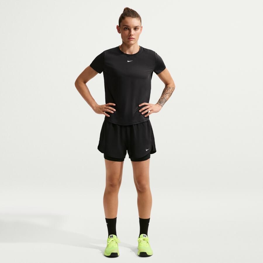 Nike One Dri-FIT 2-in-1 damesshorts met hoge taille (8 cm) Zwart