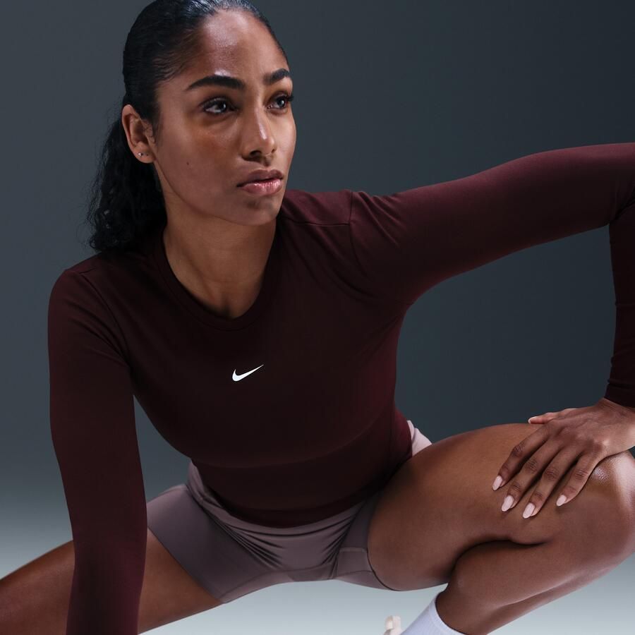 Nike One Fitted Dri-FIT damestop met lange mouwen Rood - Foto 2