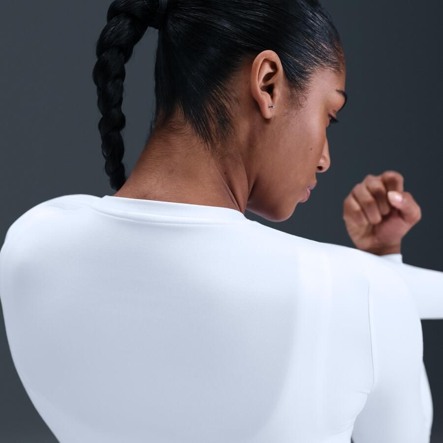 Nike One Fitted Dri-FIT damestop met lange mouwen Wit