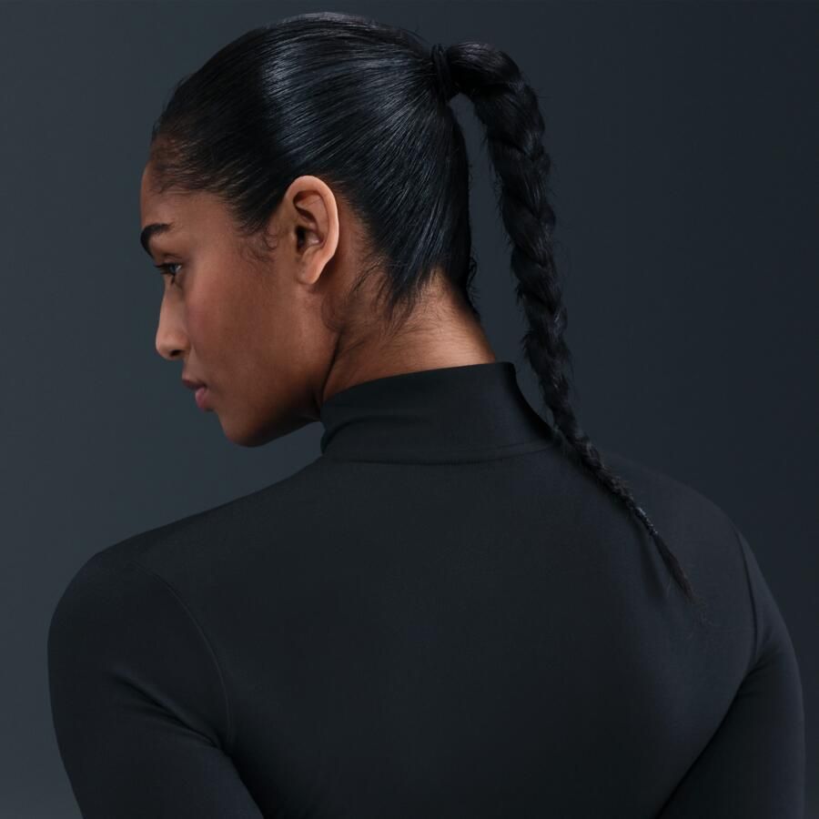 Nike One Fitted Dri-FIT jack met rits over de hele lengte voor dames Zwart