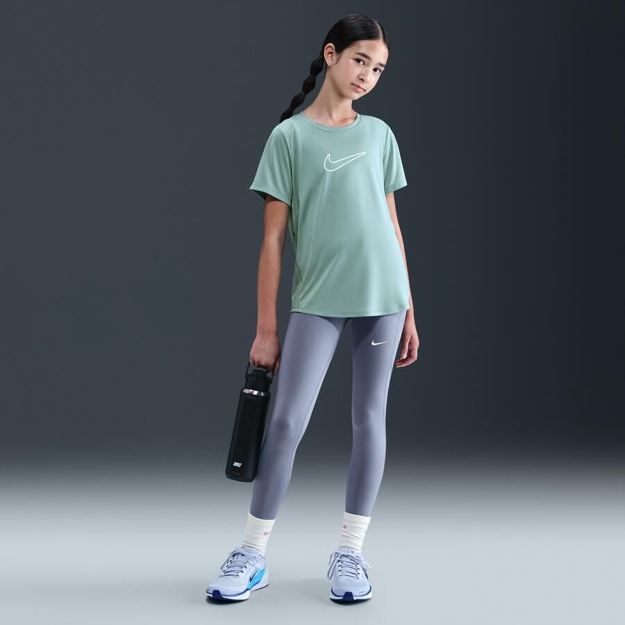 Nike One Fitted Dri-FIT top met korte mouwen voor meisjes Groen - Foto 3