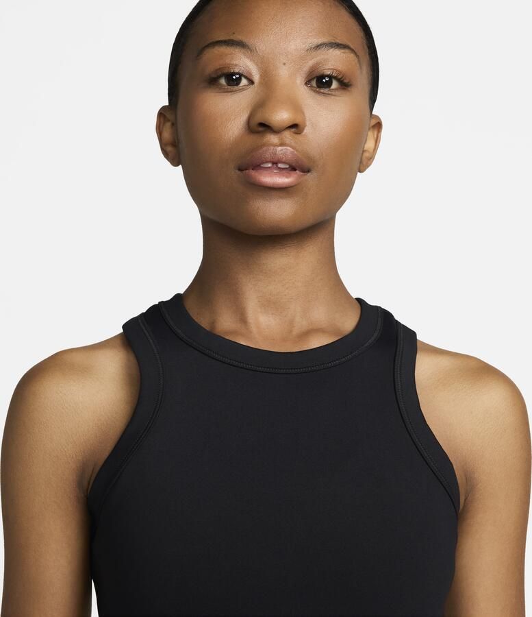 Nike One Fitted korte tanktop met Dri-FIT voor dames Zwart