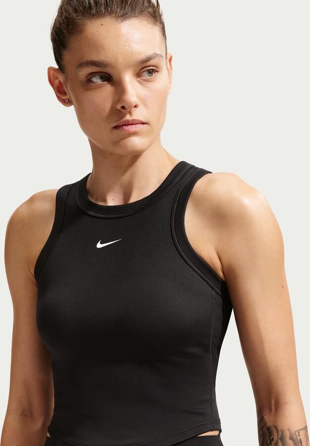 Nike One Fitted korte tanktop met Dri-FIT voor dames Zwart