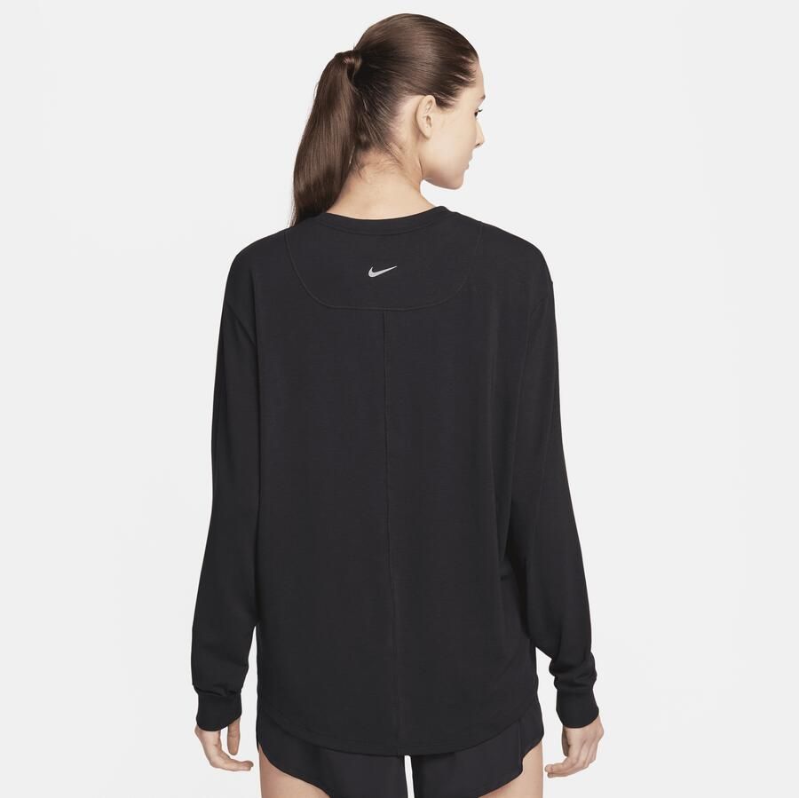 Nike One Relaxed Dri-FIT damestop met lange mouwen Zwart - Foto 4