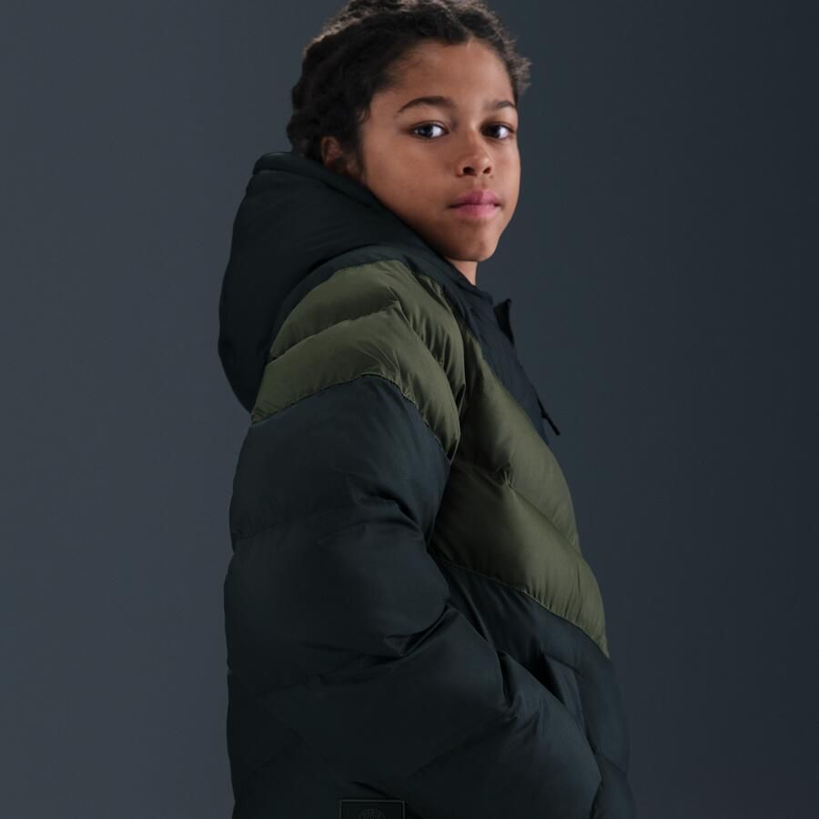 Nike Paris Saint-Germain voetbaljack met synthetische vulling en capuchon voor kids Zwart