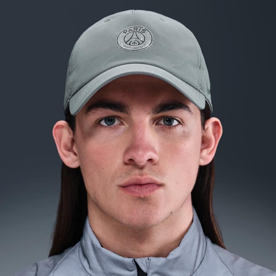 Nike Paris Saint Germain 2025 2026 Club pet US CB L Urban Grijs