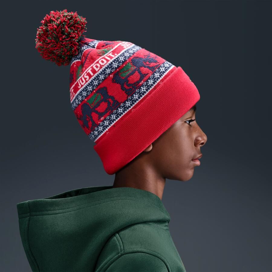 Nike Peak beanie met standaardboord voor kids Rood