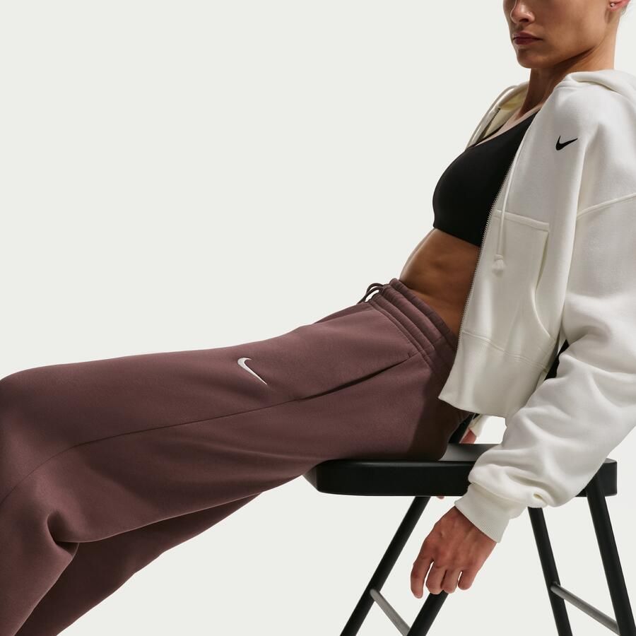 Nike Phoenix Fleece damesbroek met hoge taille en wijde pijpen Paars