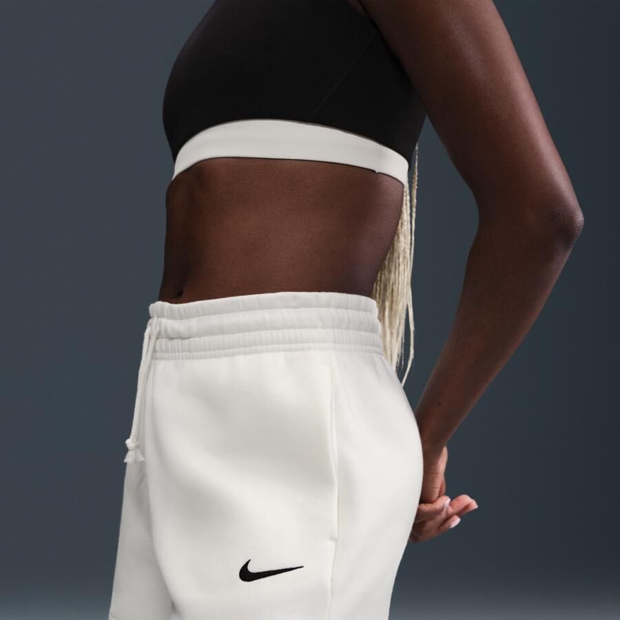 Nike Phoenix Fleece damesshorts met halfhoge taille (10 cm) Wit - Foto 2