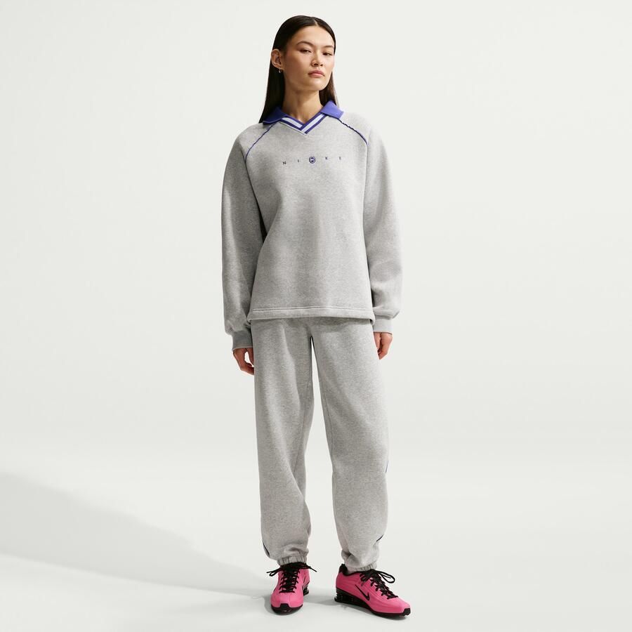 Nike Phoenix Fleece oversized poloshirt met graphic voor dames Grijs