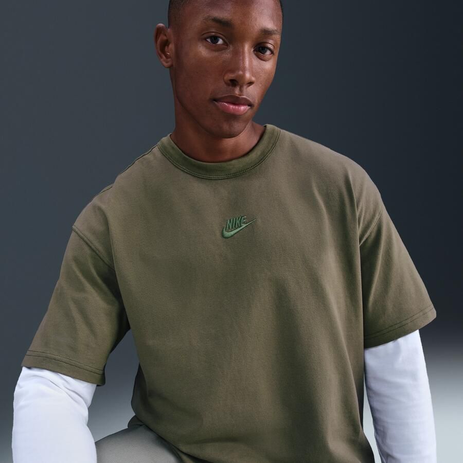 Nike Premium Essentials T-shirt voor heren Groen - Foto 2
