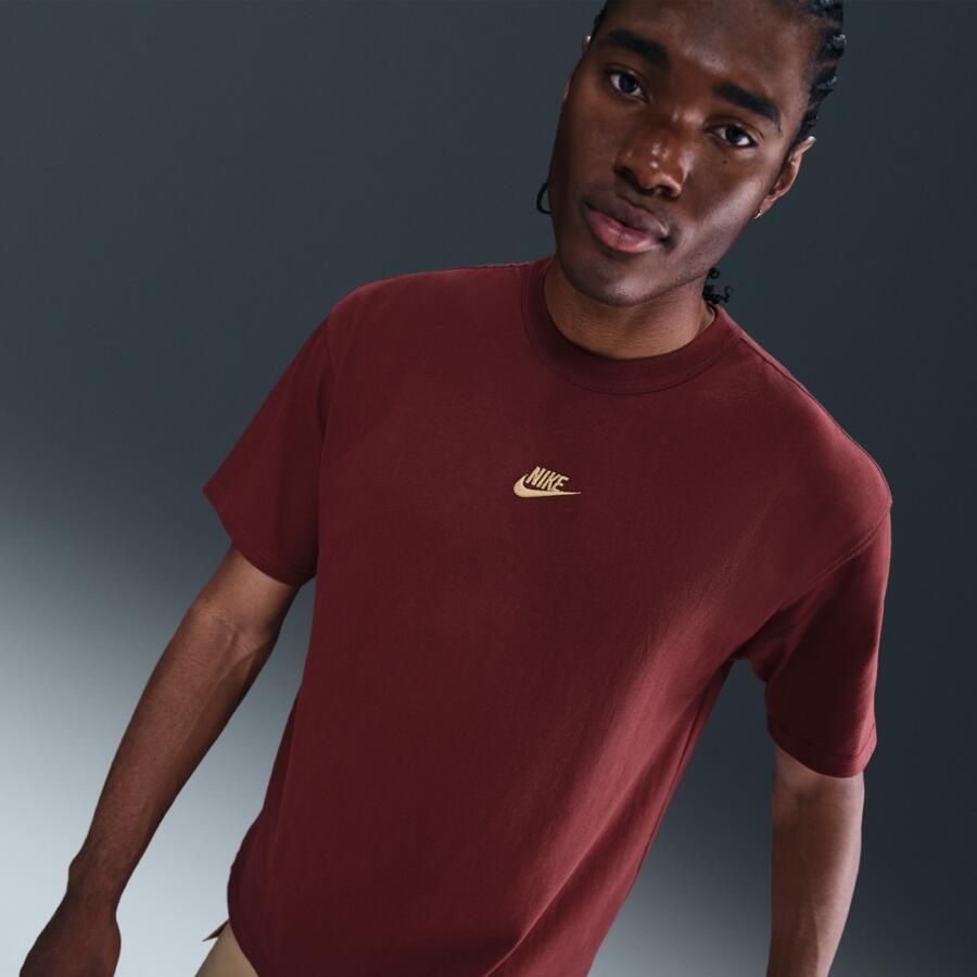 Nike Premium Essentials T-shirt voor heren Rood - Foto 2