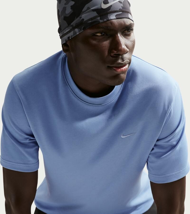 Nike Primary Dri-FIT multifunctionele herentop met korte mouwen Blauw - Foto 4