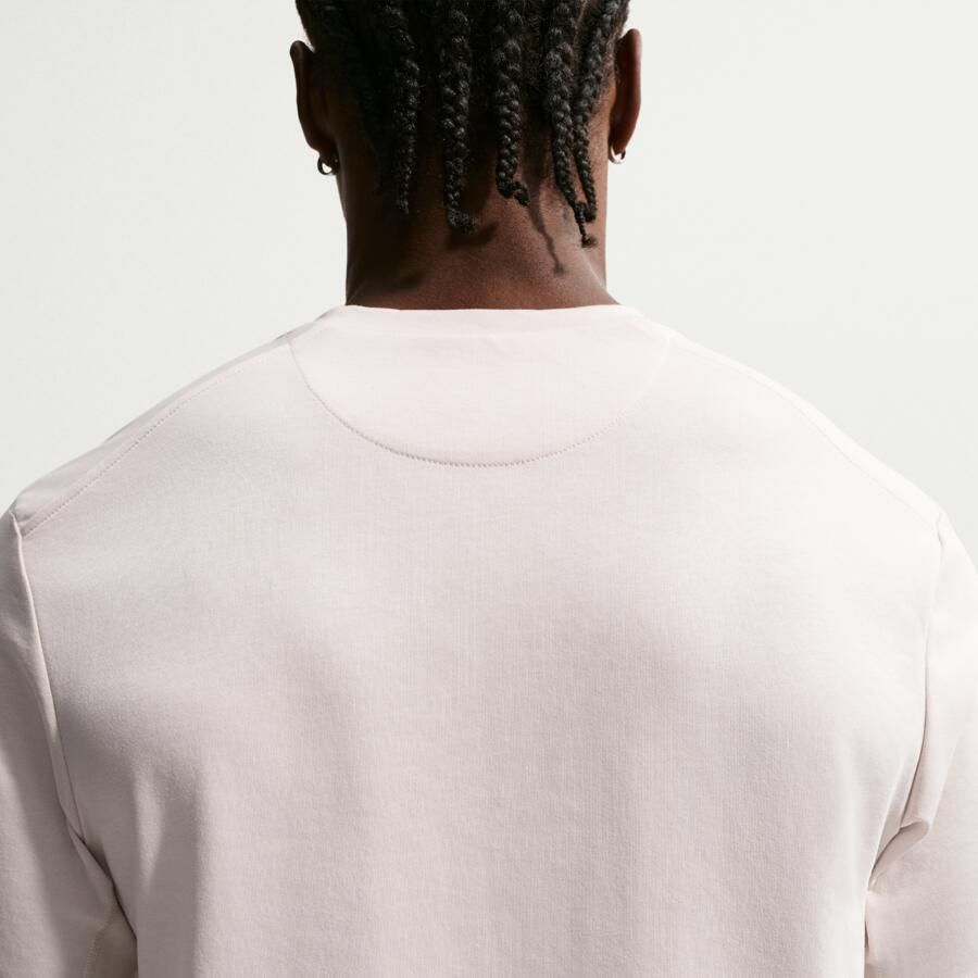 Nike Primary Dri-FIT multifunctionele herentop met korte mouwen Bruin - Foto 2