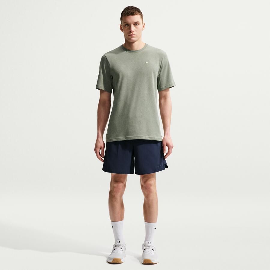 Nike Primary Dri-FIT multifunctionele herentop met korte mouwen Groen - Foto 4