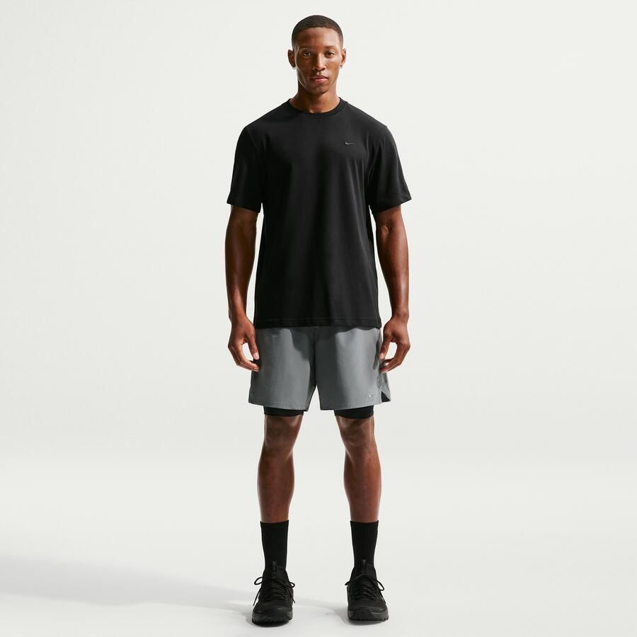 Nike Primary Dri-FIT multifunctionele herentop met korte mouwen Zwart - Foto 3