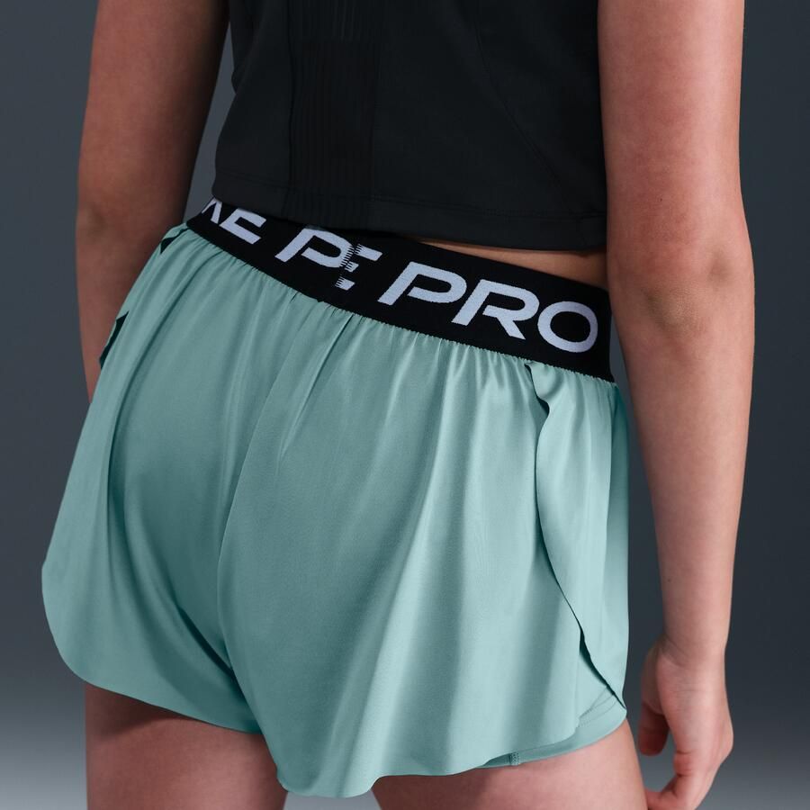 Nike Pro 2-in-1 Dri-FIT shorts voor meisjes Groen - Foto 2