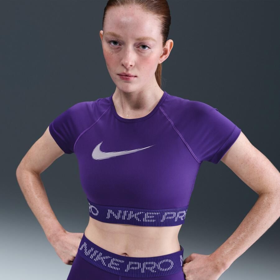 Nike Pro Dri-FIT korte damestop met korte mouwen en graphic Paars - Foto 4