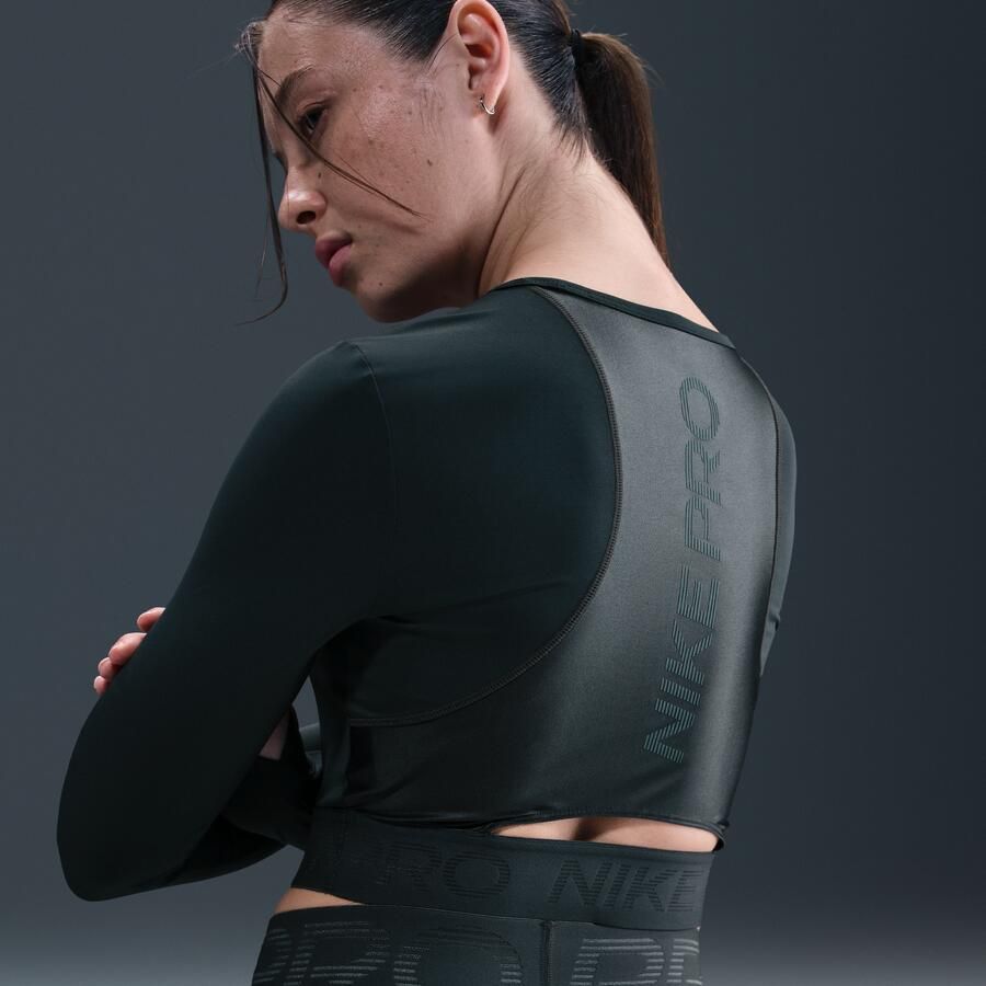 Nike Pro Dri-FIT korte top met lange mouwen voor dames Groen