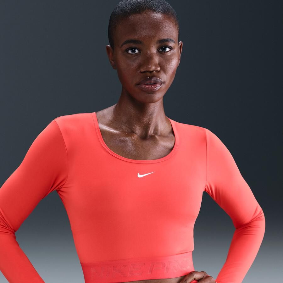 Nike Pro Dri-FIT korte top met lange mouwen voor dames Rood - Foto 4
