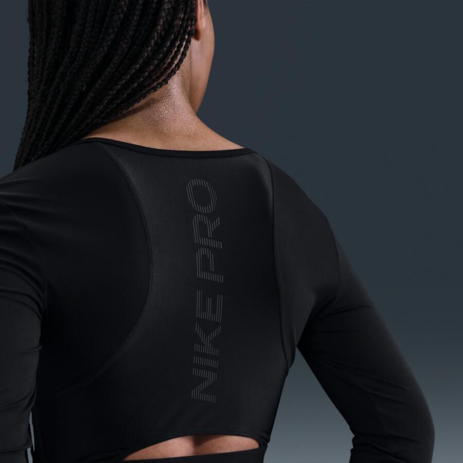 Nike Pro Dri-FIT korte top met lange mouwen voor dames Zwart