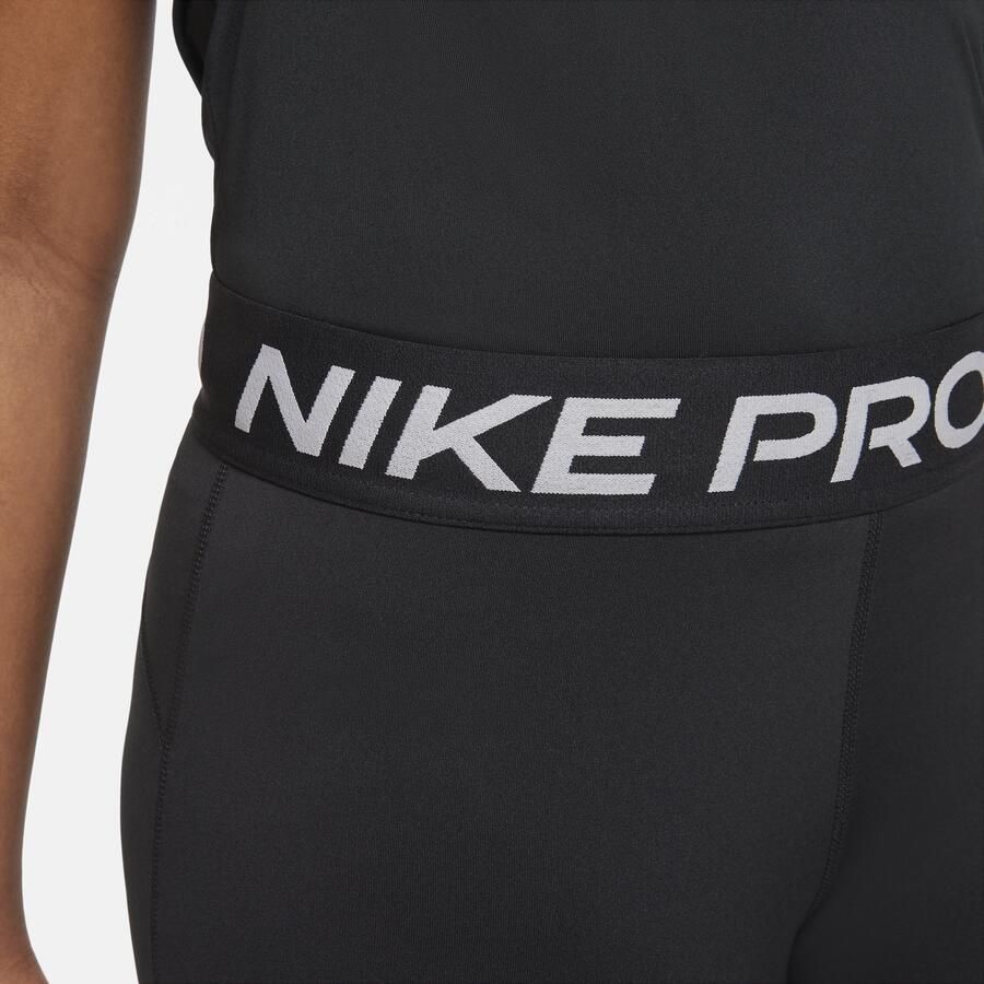 Nike Pro Dri-FIT meisjesshorts (ruimere maten) Zwart