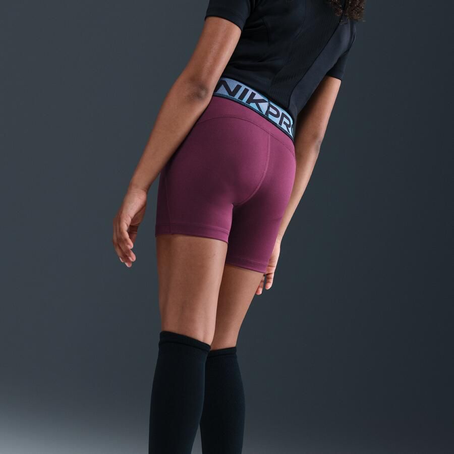 Nike Pro Dri-FIT shorts met glanzende accenten voor meisjes (8 cm) Rood - Foto 2