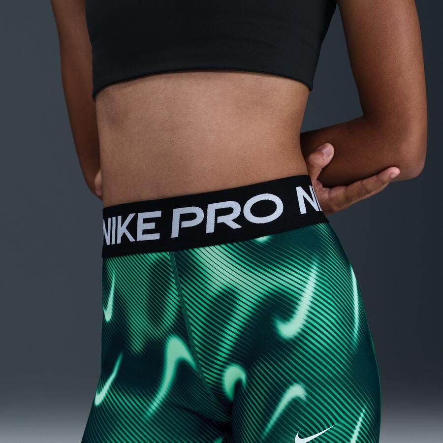 Nike Pro Dri-FIT shorts voor meisjes (8 cm) Groen