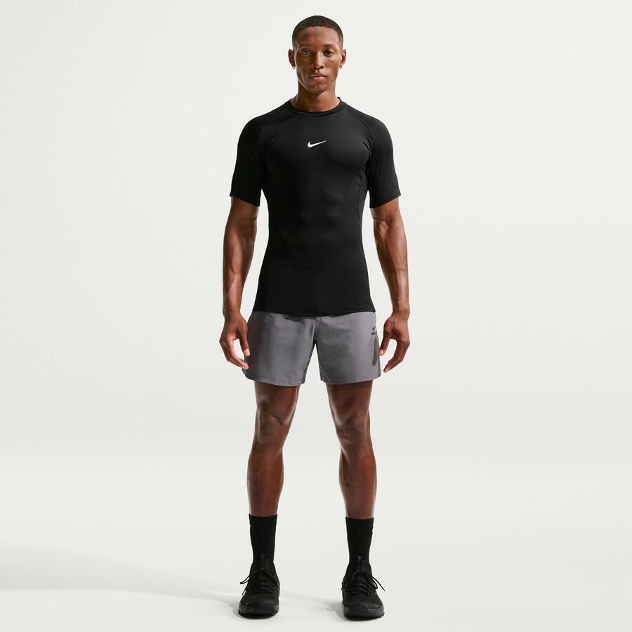 Nike Pro Dri-FIT strakke fitnesstop met korte mouwen voor heren Zwart - Foto 4