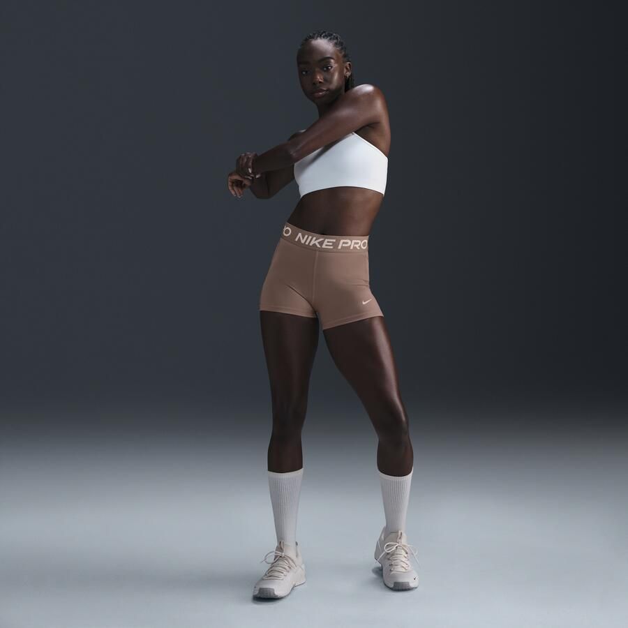 Nike Pro Leak Protection: Period bikeshorts met halfhoge taille voor dames (8 cm) Bruin - Foto 3