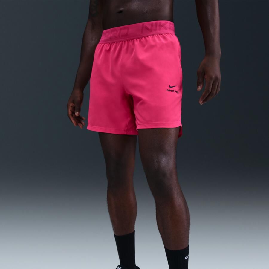 Nike Pro Training Dri-FIT herenshorts (15 cm) Roze