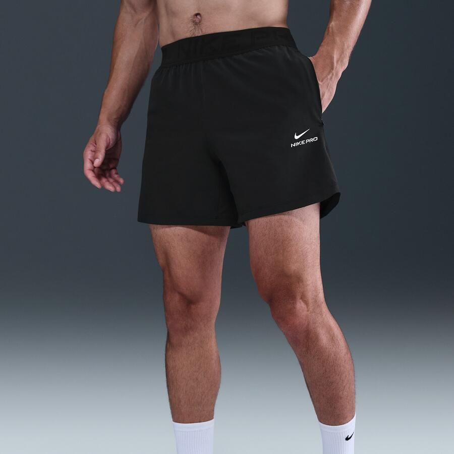 Nike Pro Training Dri-FIT herenshorts (15 cm) Zwart