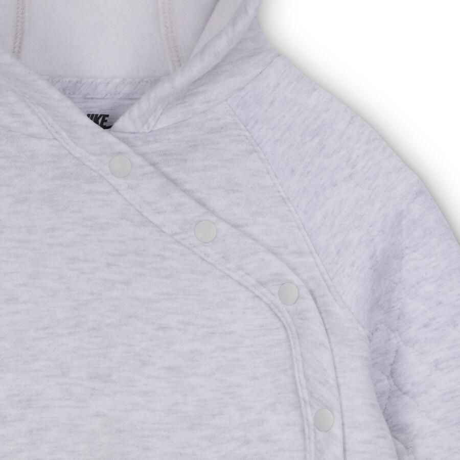 Nike Ready Set. Tweedelige joggerset met capuchon voor baby's (12-24 maanden) Bruin