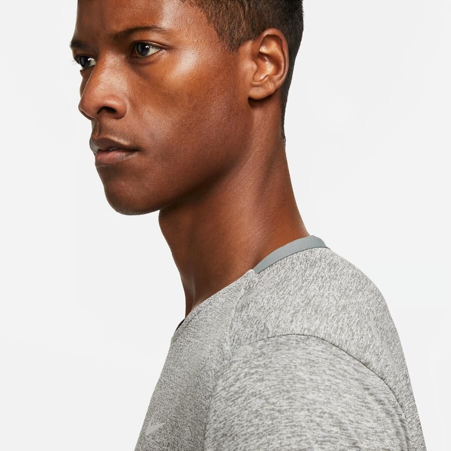 Nike Rise 365 Dri-FIT hardlooptop met korte mouwen voor heren Grijs - Foto 2