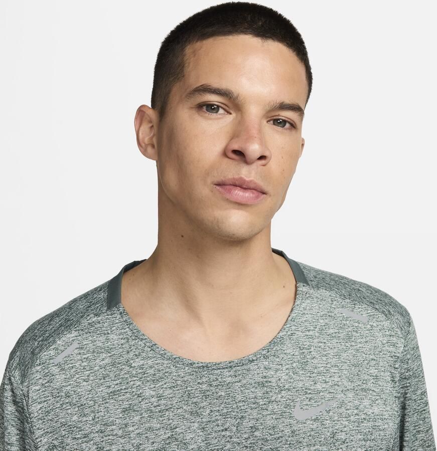 Nike Rise 365 Dri-FIT hardlooptop met korte mouwen voor Groen - Foto 2