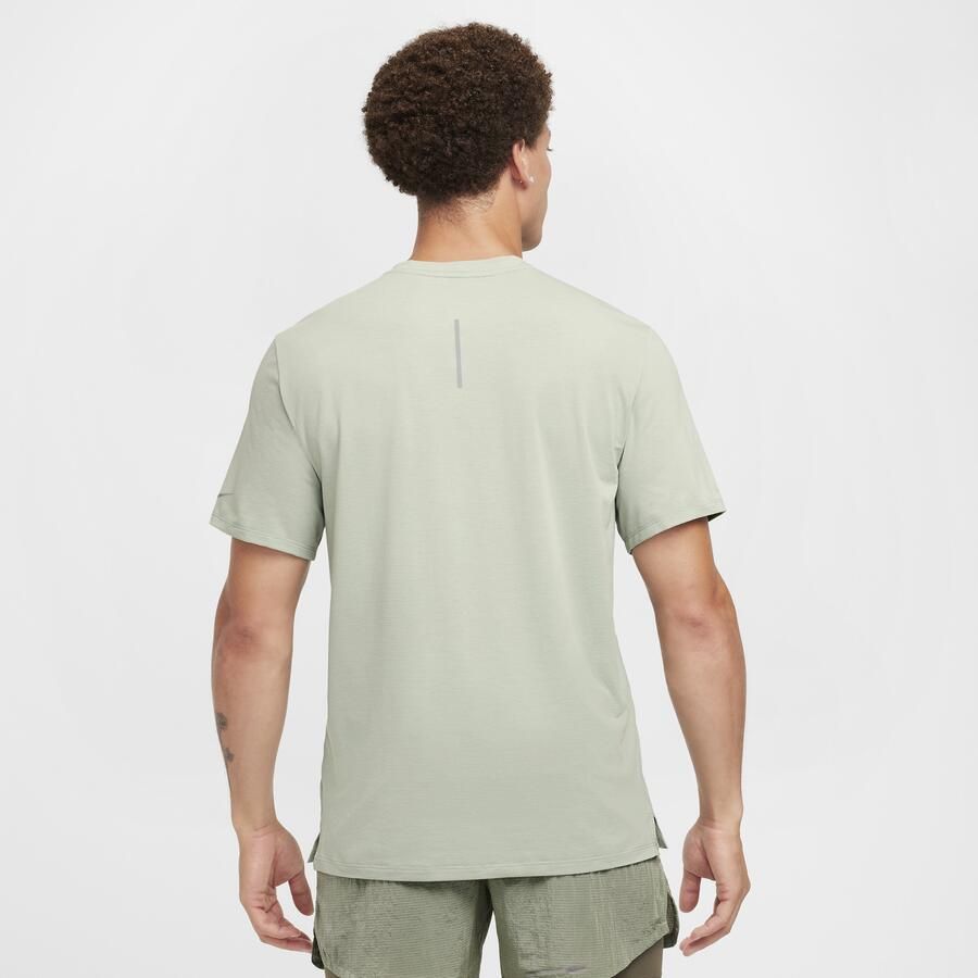 Nike Rise 365 Running Division Dri-FIT hardlooptop met korte mouwen voor heren Groen