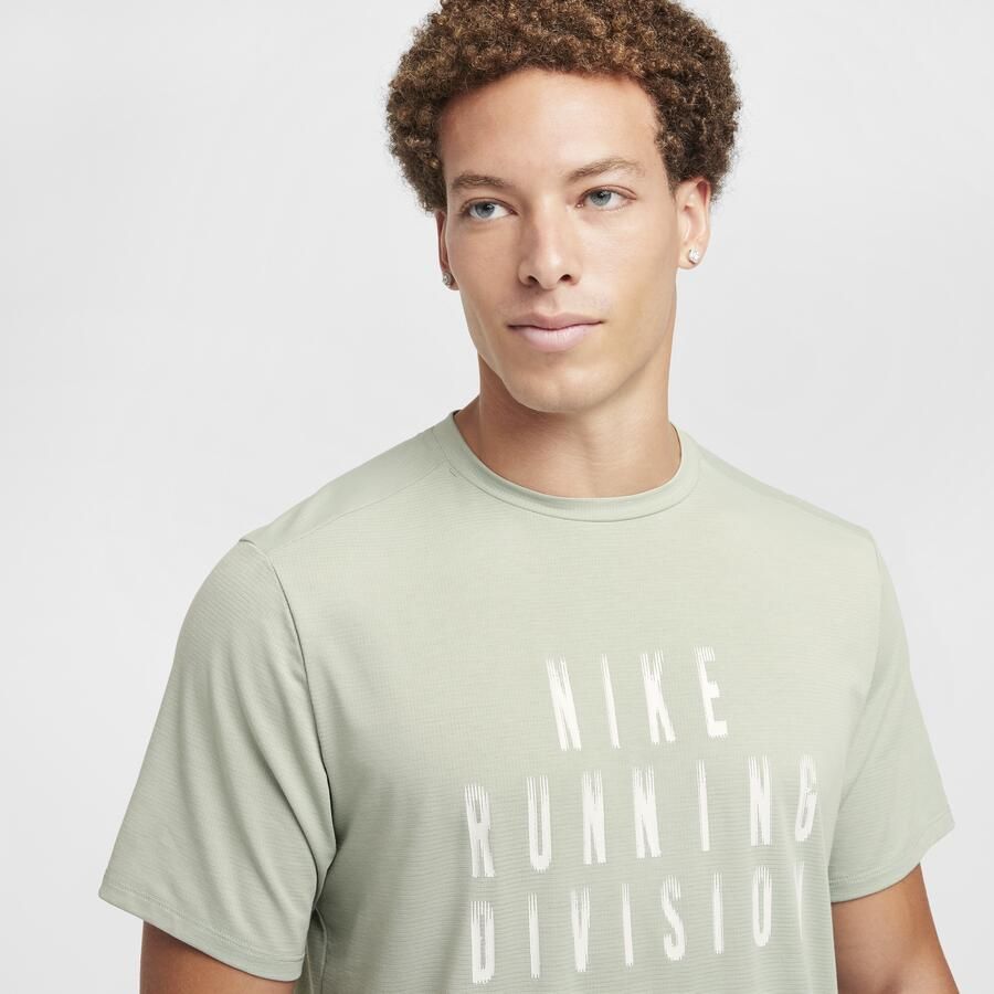 Nike Rise 365 Running Division Dri-FIT hardlooptop met korte mouwen voor heren Groen - Foto 2