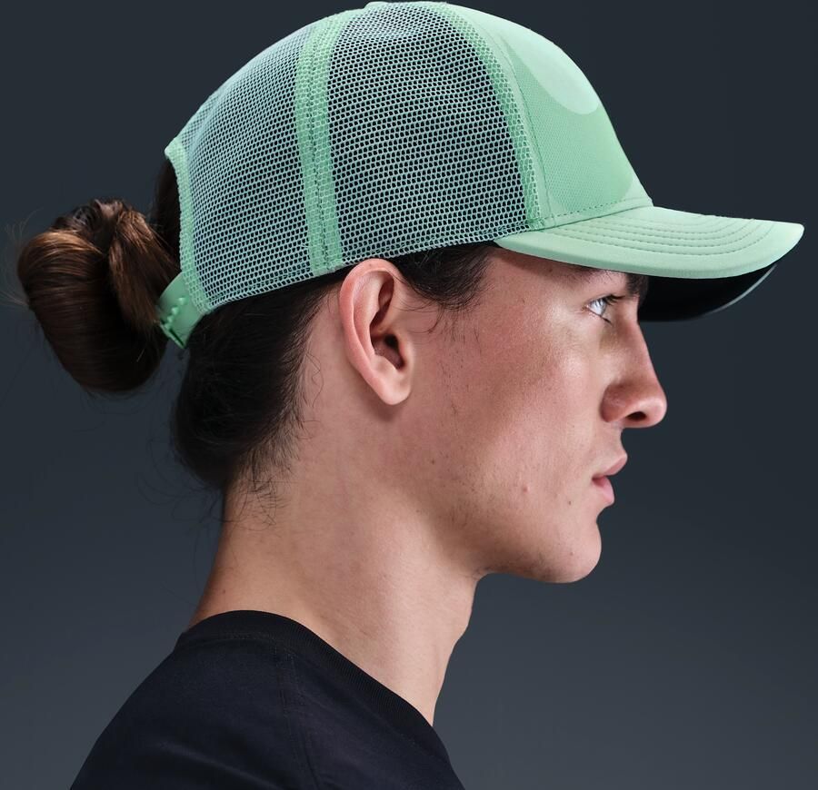 Nike Rise Dri-FIT truckerpet Groen