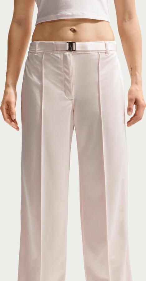 Nike ruimvallende plooibroek met riem en halfhoge taille voor dames Wit - Foto 2