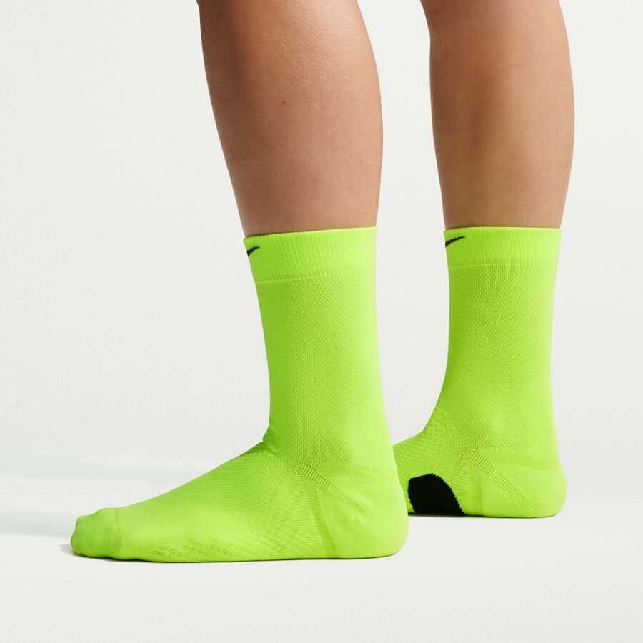 Nike Run Midweight kniekousen voor hardlopen (1 paar) Geel