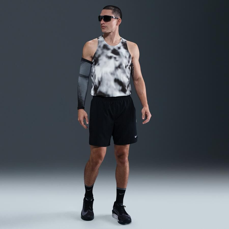 Nike Running Division Breathe Dri-FIT ADV hardlooptanktop voor heren Zwart - Foto 3