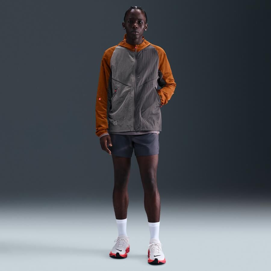 Nike Running Division waterafstotend hardloopjack voor heren Grijs - Foto 3